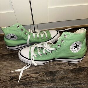 Mint Converse